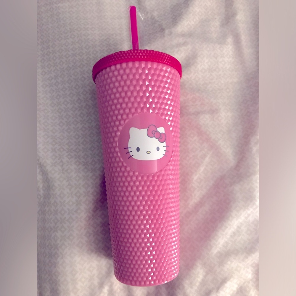 💖Wear Pink💖 Hello Kitty tumbler